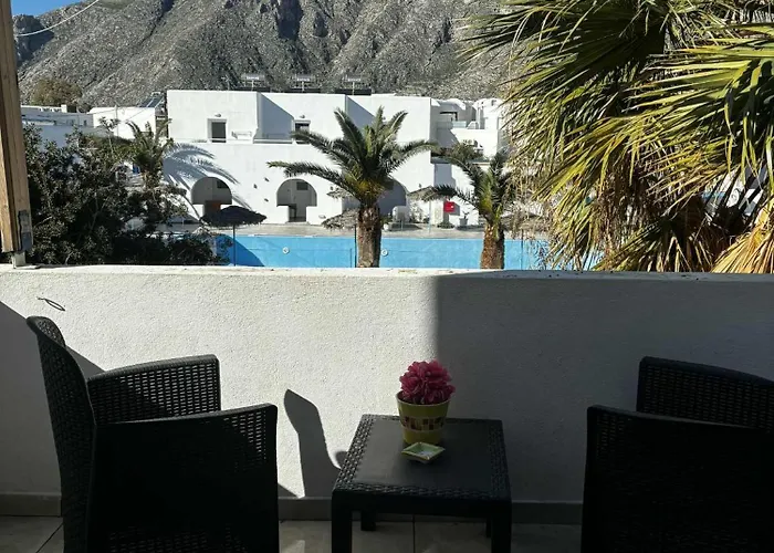 Blackbeach Village Апарт-отель 4*