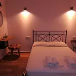 Hotel apartamentowy Blackbeach Village Perissa (Santorini)
