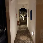 Hotel apartamentowy Blackbeach Village Perissa (Santorini)