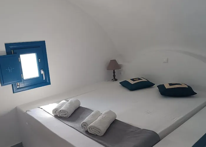 Blackbeach Village Apartahotel 4*