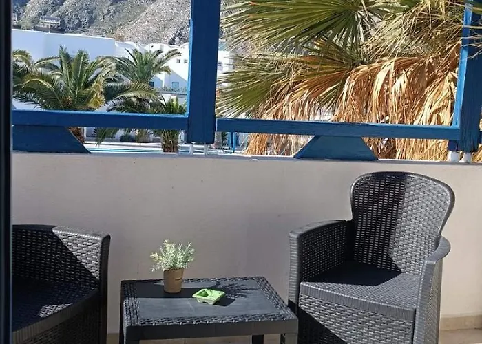 Apartahotel Blackbeach Village Perissa (Santorini)