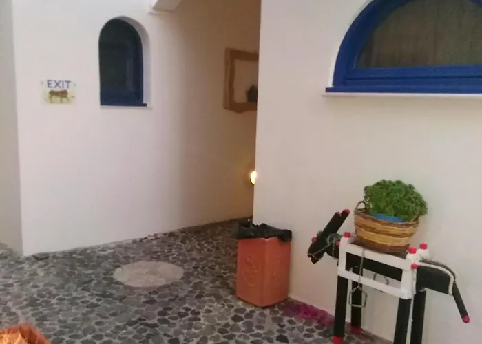 Blackbeach Village 4*