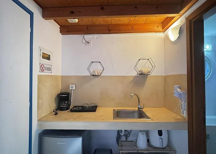 Apartahotel Blackbeach Village 4*